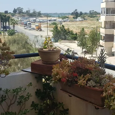 Mackenzie Central Apartment Larnaca